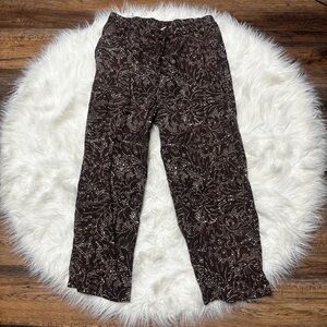Sag Harbor Linen Blend Chocolate Brown Floral Pull On Pants size Petite Small